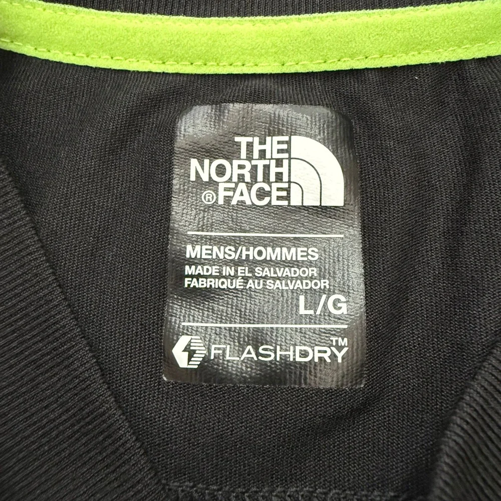 The North Face T-Shirt Bundle Mens Large Black Grey FlashDry Performance 2 Pack